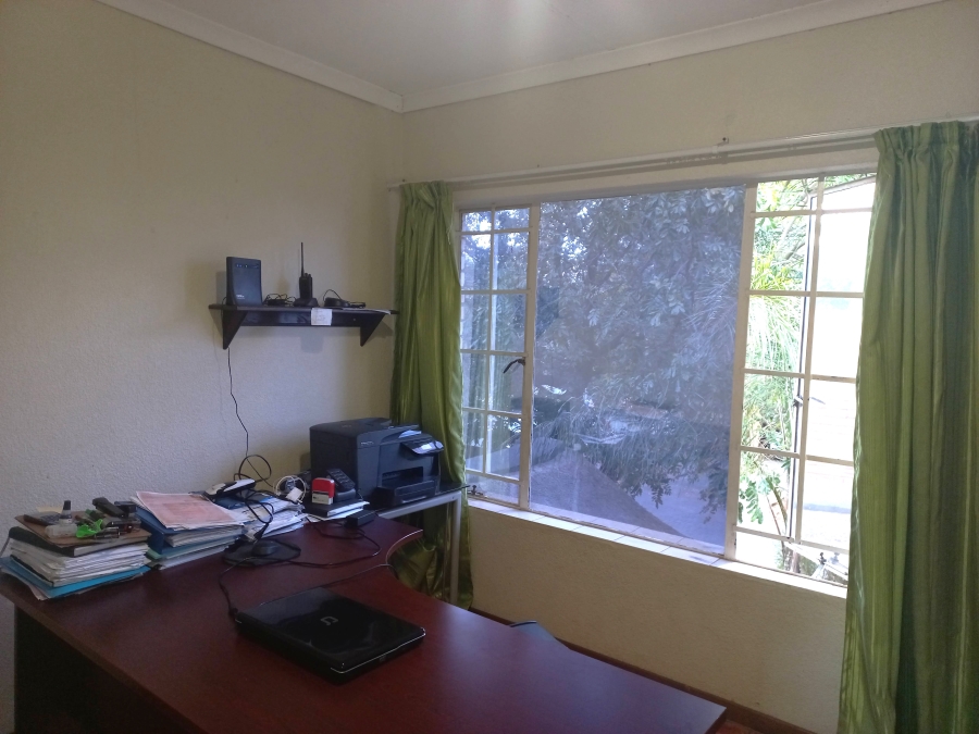 3 Bedroom Property for Sale in Safari Gardens North West
